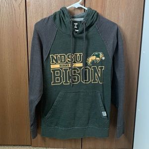 CI Sport size S NDSU Bison sweatshirt